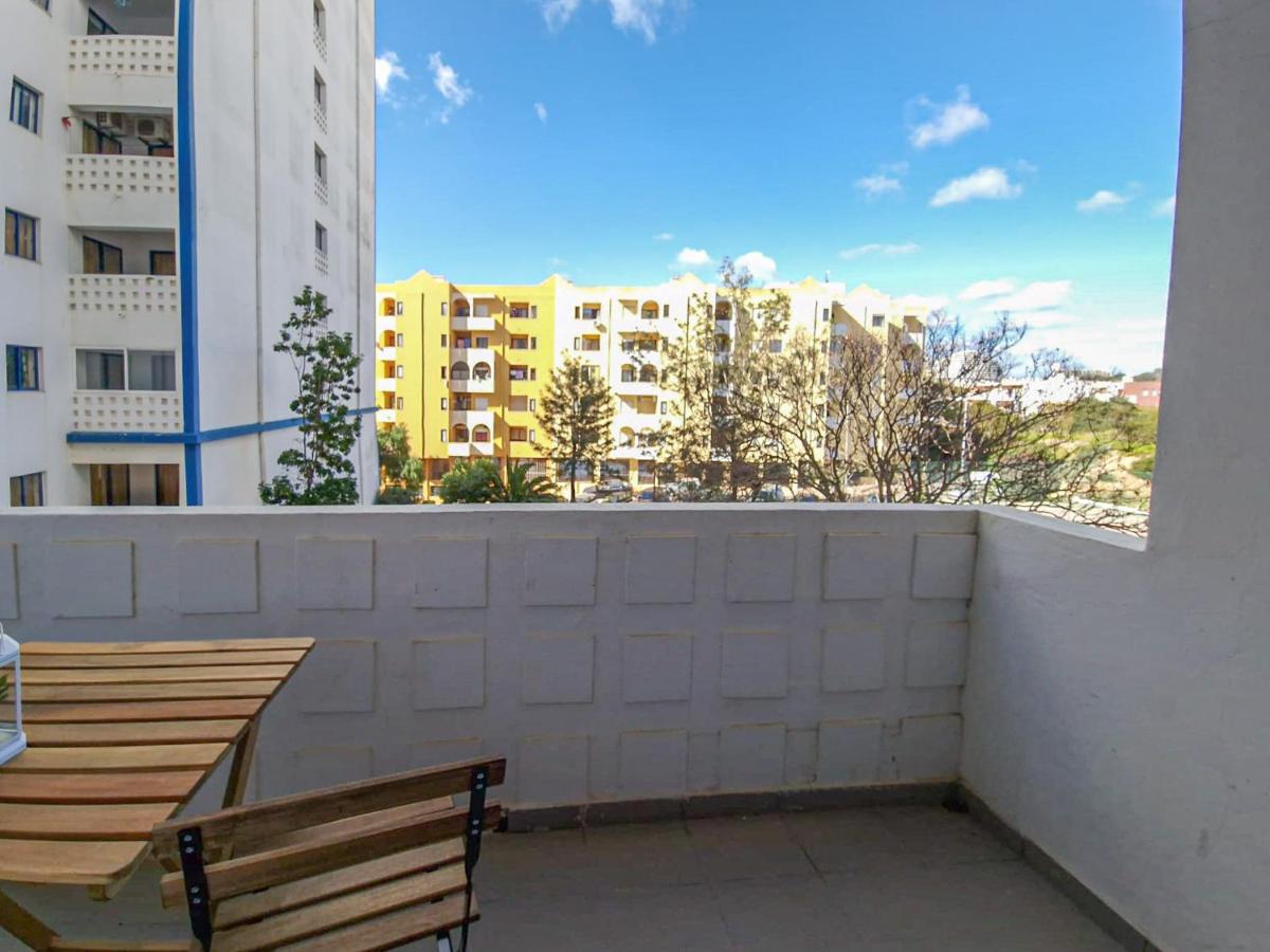 Apart Praia Da Rocha - Ac - Wifi - By Bedzy Portimão Exterior photo